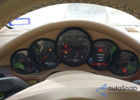 2011 Porsche Panamera 4 z USA, uszkodzony, nr VIN WP0AA2A71BL017173